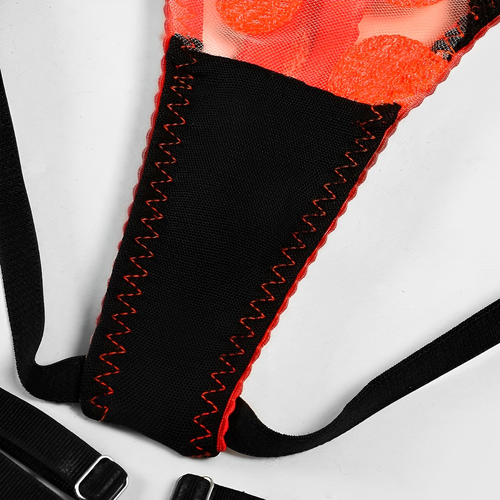 Lingerie com cinta liga e ligas de perna