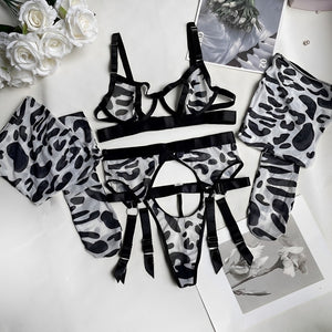 Lingerie sexy com cinta liga e meia