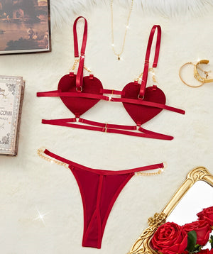Lingerie Corações Vermelhos – Irresistível e lúdica como um presente apaixonado