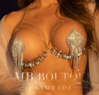 Tapa-Seios Gota de Cristal com Corpo de Strass – Luxo Máximo e Impacto Visual