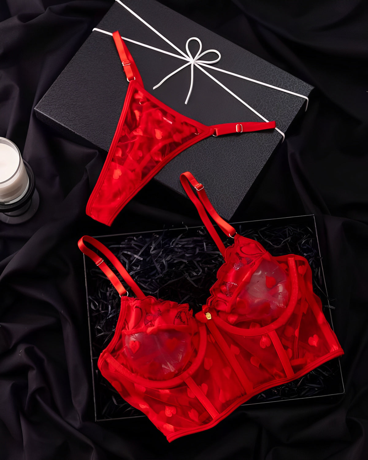 Conjunto Vermelho em Corações — Sensualidade e Paixão!
