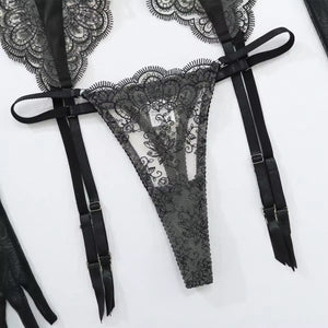 Conjunto Renda Transparente com Luvas – Luxo, Sedução e Sofisticação
