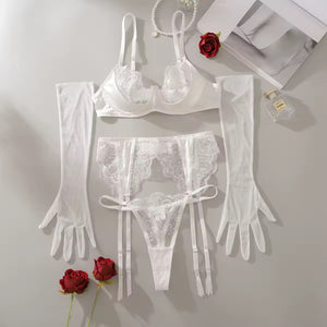 Lingerie Branca Clássica com Cinta Liga – Sofisticação em cada detalhe
