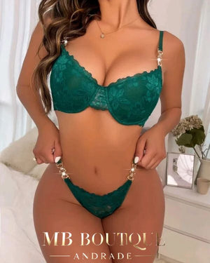 Lingerie com detalhe em renda