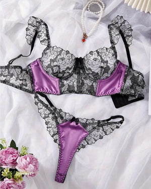 Conjunto Luxo em Renda e Cetim – Sensualidade e Sofisticação
