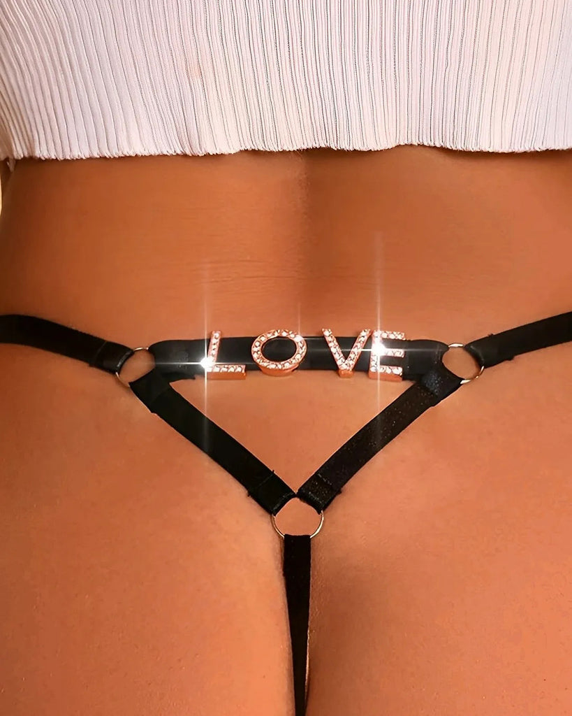 Calcinha com escrita love