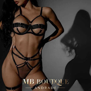 Lingerie com ligas de pernas