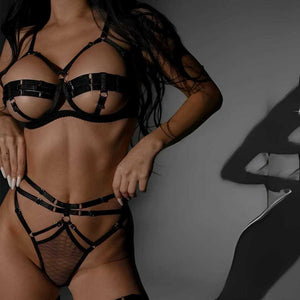 Lingerie com ligas de pernas