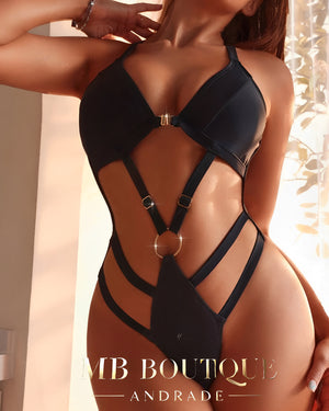Body Preto Strappy - Sensualidade e Poder em uma Peça Única