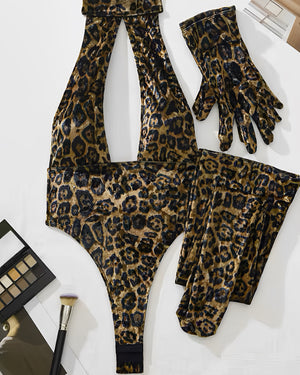 Body Sexy Animal Print - Poder Selvagem e Elegância Atemporal - com luvas e meias