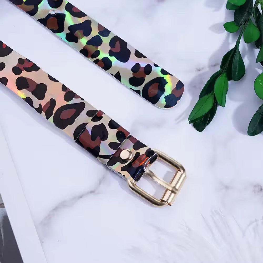 Tapa-Seios Animal Print com Harness e Correntes - Selvagem e Imparável