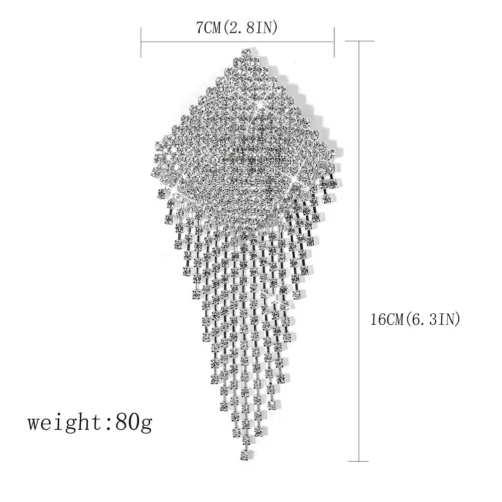 Tapa-Seios Gota de Cristal com Corpo de Strass - Luxo Máximo e Impacto Visual