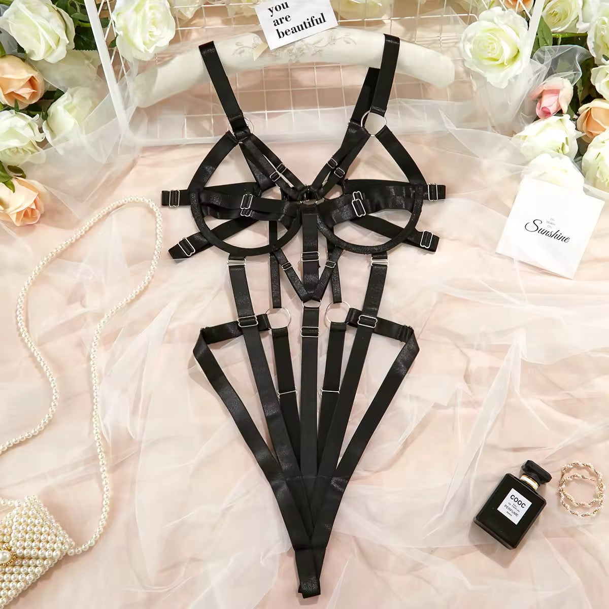 Body Dominatrix Preto - Harness Fetichista com Tiras Ajustáveis