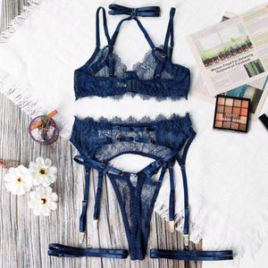 Lingerie Midnight Lace - Renda Preta com Harness e Cinta-Liga | Com Aro, Sem Bojo