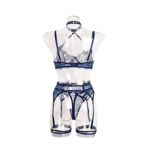 Lingerie Midnight Lace - Renda Preta com Harness e Cinta-Liga | Com Aro, Sem Bojo