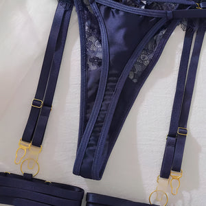 Lingerie Azul Noite com Cinta-Liga - Brilho e mistério em um só visual