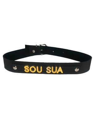 Gargantilha de Couro Preto com Palavras em Metal Dourado - Sexy, Safada, Putinha, Submissa e Sou Sua