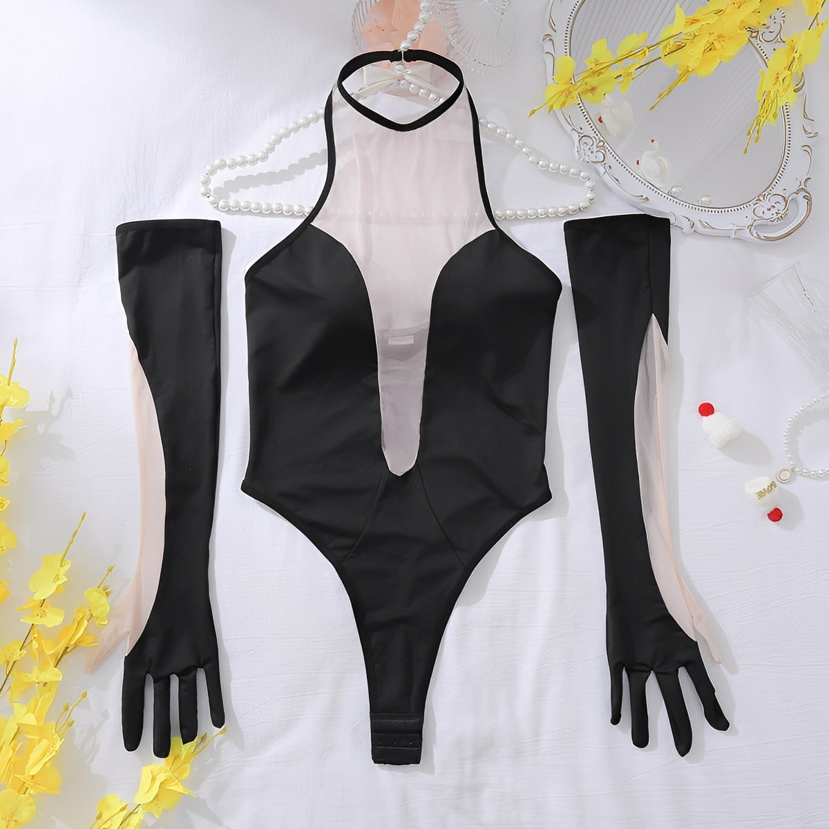 Body Preto Sexy com Transparência Profunda e Luvas Longas