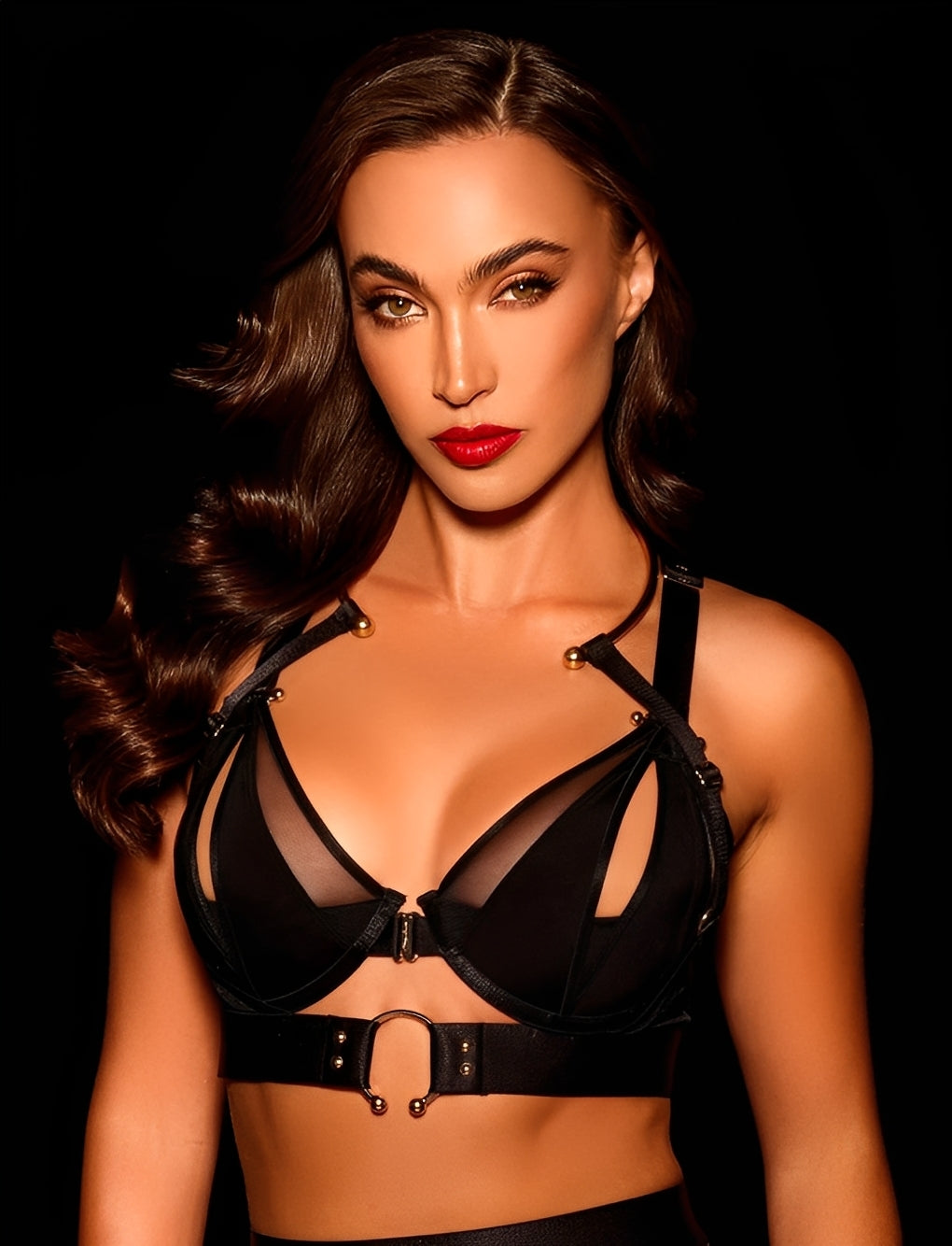 Conjunto de Lingerie Completa Preta com Cinta-Liga e Straps