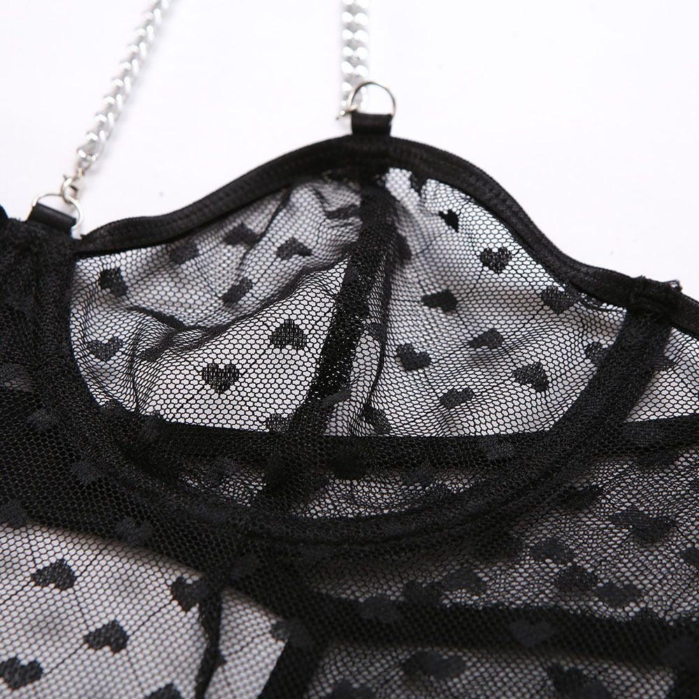 Body Sexy com detalhes em correntes 