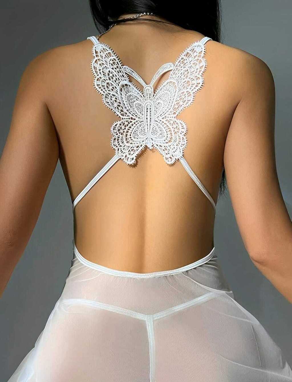 Camisola transparente com calcinha