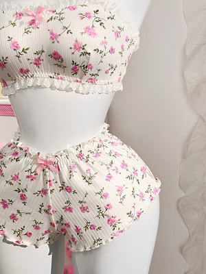 Conjunto Floral Branco com Babados e Alças Reguláveis