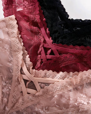 Calcinha Confortável Rendada com Tiras Cruzadas – Lingerie Sensual Feminina Rose, Preta ou Vermelha