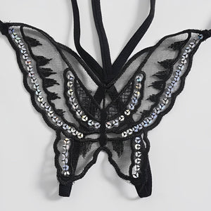 Calcinha Fio Dental Preta com Renda Floral e Pérolas – Lingerie Sensual com Abertura Inferior para Momentos Ousados