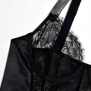 Body Rendado Preto com Transparência e Alças de Brilho – Lingerie Feminina Sofisticada