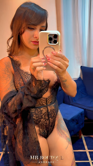 Body de Renda com Robe Feminino e Cinto de Cetim – Lingerie Sensual Elegante sem Bojo e sem Aro - Preto, Vermelho, P ao GG