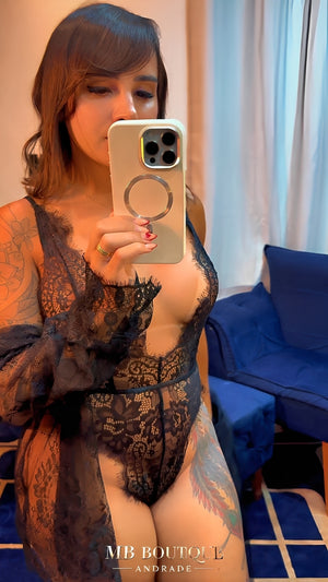 Body de Renda com Robe Feminino e Cinto de Cetim – Lingerie Sensual Elegante sem Bojo e sem Aro - Preto, Vermelho, P ao GG