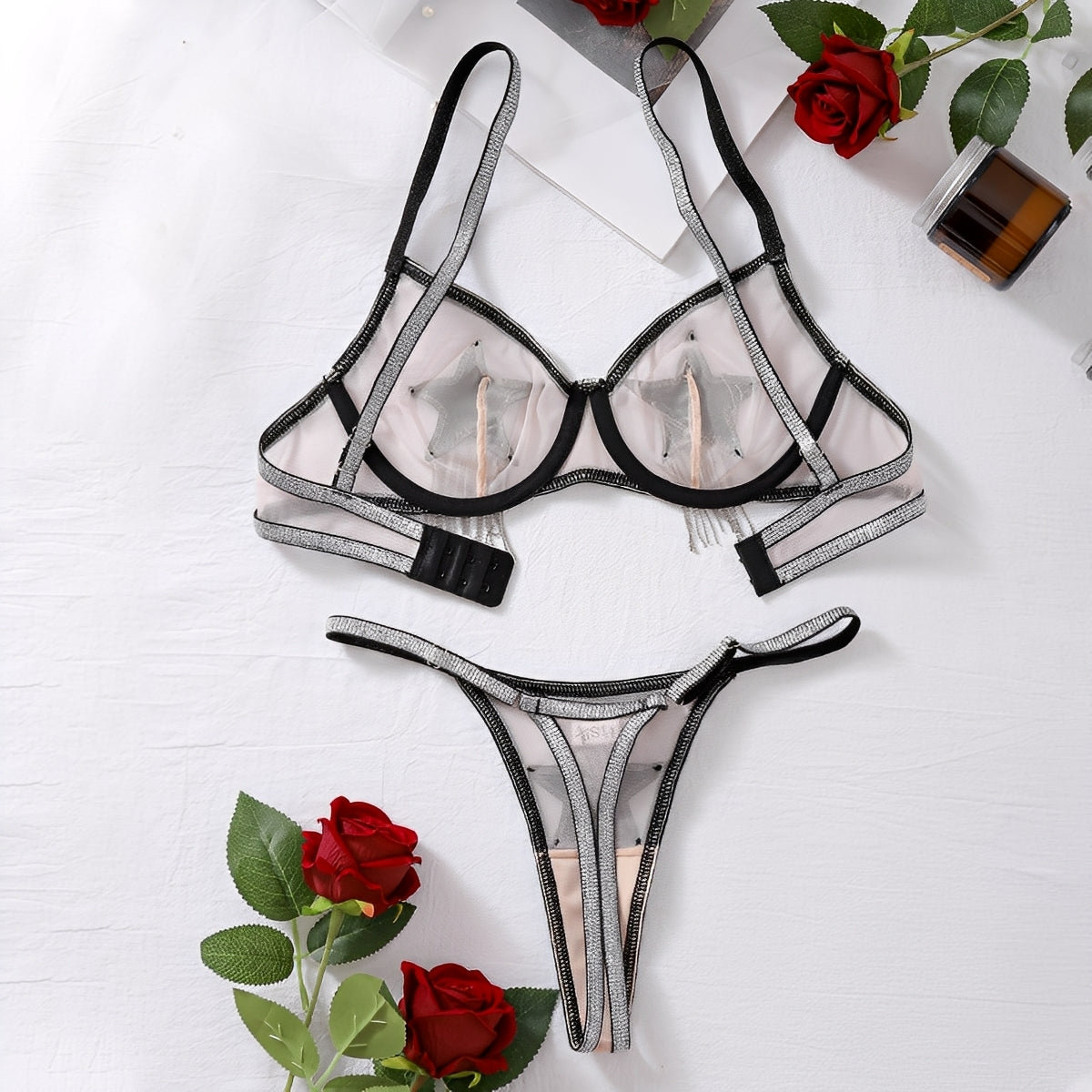 Conjunto de Lingerie Sexy Transparente com Estrela em Strass e Franjas – Sutiã com Aro e Calcinha Fio Dental Regulável P ao G