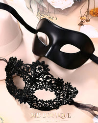Kit 2 Máscaras Venezianas Pretas para Casal – Baile de Máscaras, Fantasia Elegante e Sedutora