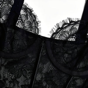 Body Rendado Preto com Transparência e Alças de Brilho – Lingerie Feminina Sofisticada